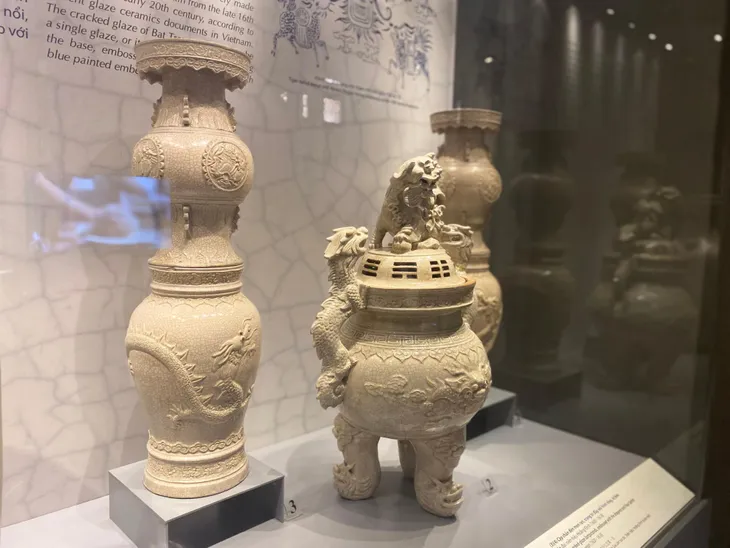 Khám phá triển lãm “Gốm cổ Bát Tràng - Ảnh 11. Khám phá triển lãm “Gốm cổ Bát Tràng - Ảnh 11.