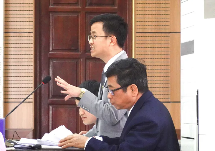 “Hô biến” trạm biến áp, bốt điện thành nơi kinh doanh, sinh hoạt - Ảnh 5. “Hô biến” trạm biến áp, bốt điện thành nơi kinh doanh, sinh hoạt - Ảnh 5.