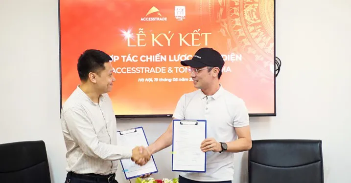 ACCESSTRADE Việt Nam và Tonkin Media ký kết hợp tác cung cấp giải pháp truyền thông từ A đến Z đa ngành - Ảnh 1.