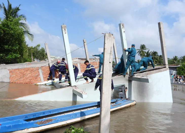 Sụt lún, sạt lở tại ĐBSCL ngày càng nghiêm trọng - Ảnh 7.