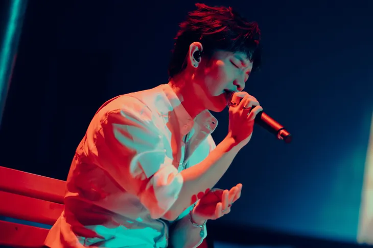 Hoàng Dũng tung MV Nửa thập kỷ ở Yên Concert - Ảnh 1.