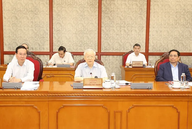 Bộ Chính trị sẽ ban hành nghị quyết mới phát triển Nghệ An - Ảnh 2. Bộ Chính trị sẽ ban hành nghị quyết mới phát triển Nghệ An - Ảnh 2.