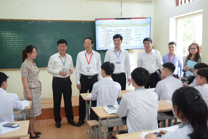 Đảm bảo an ninh, an toàn cho kỳ thi tốt nghiệp THPT 2023 - Ảnh 1. Đảm bảo an ninh, an toàn cho kỳ thi tốt nghiệp THPT 2023 - Ảnh 1.