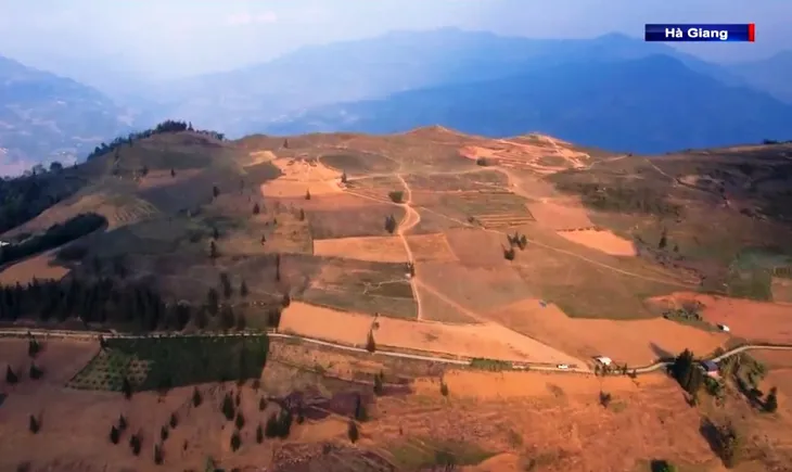 Suôi Thầu - Thảo nguyên khát ở tỉnh Hà Giang - Ảnh 3. Suôi Thầu - Thảo nguyên khát ở tỉnh Hà Giang - Ảnh 3.