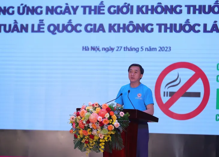 Gia tăng người trẻ hút thuốc lá điện tử - Ảnh 1. Gia tăng người trẻ hút thuốc lá điện tử - Ảnh 1.