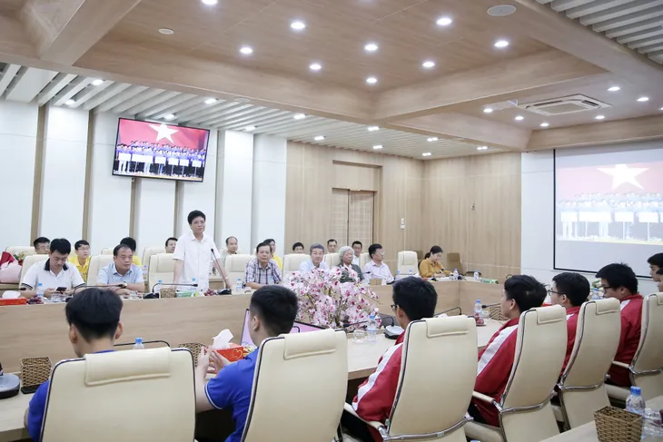 Sở Khoa học và Công nghệ tỉnh Nam Định giao lưu với các đội tuyển Robocon Việt Nam 2023 - Ảnh 8. Sở Khoa học và Công nghệ tỉnh Nam Định giao lưu với các đội tuyển Robocon Việt Nam 2023 - Ảnh 8.