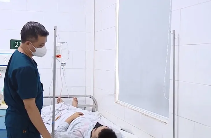 Ngộ độc ma tuý khi hút thuốc lá điện tử - Ảnh 1. Ngộ độc ma tuý khi hút thuốc lá điện tử - Ảnh 1.