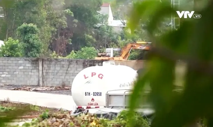 1/3 lượng gas trên thị trường là giả - Ảnh 6. 1/3 lượng gas trên thị trường là giả - Ảnh 6.