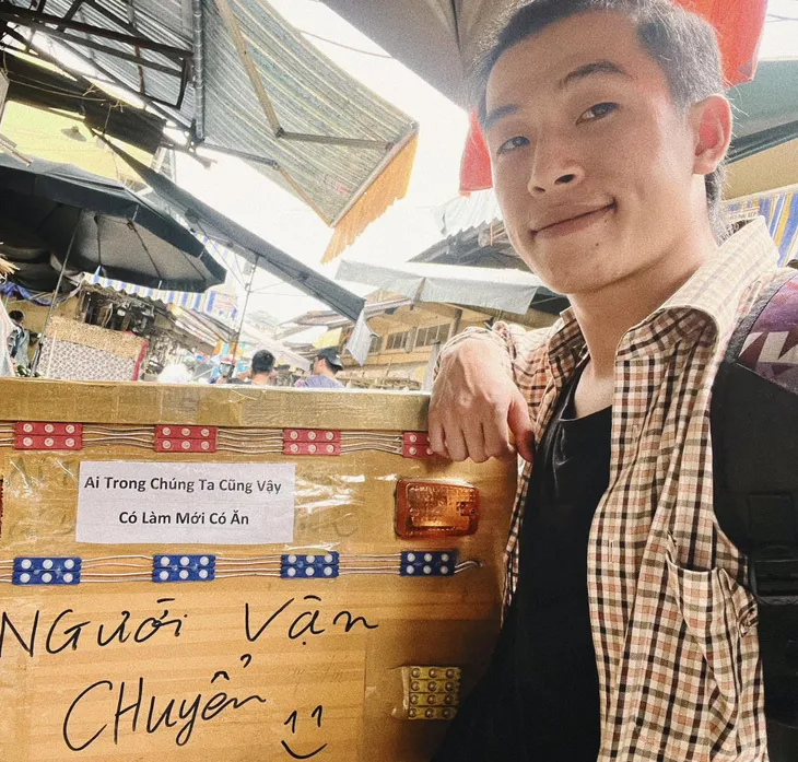 Cuộc đời vẫn đẹp sao đóng máy - Ảnh 4. Cuộc đời vẫn đẹp sao đóng máy - Ảnh 4.