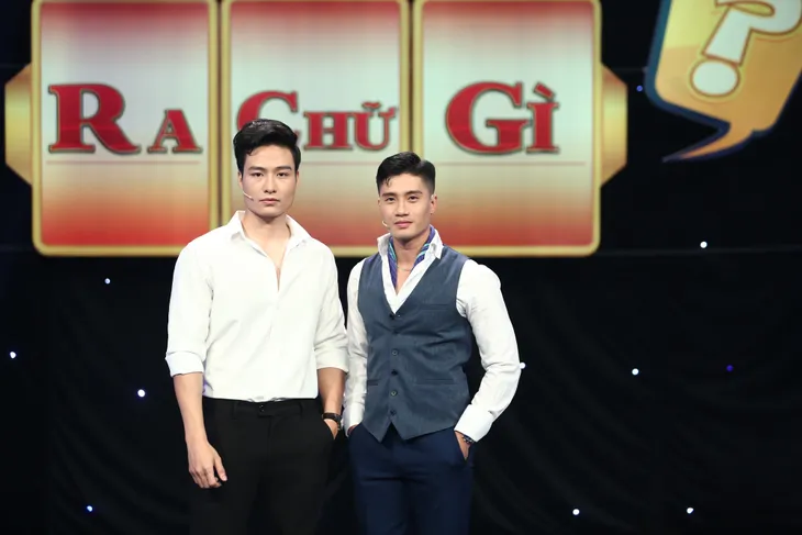 Hoàng Tôn đem bài hát mới sáng tác đến Úm ba la ra chữ gì? - Ảnh 2. Hoàng Tôn đem bài hát mới sáng tác đến Úm ba la ra chữ gì? - Ảnh 2.