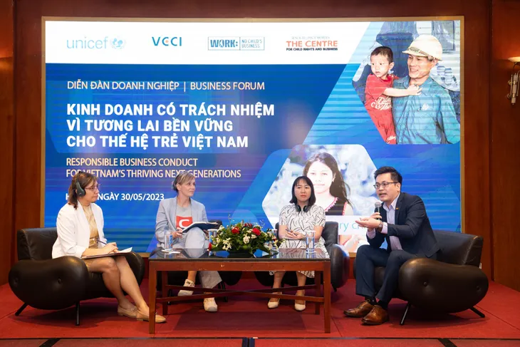 Kinh doanh có trách nhiệm vì tương lai bền vững cho thế hệ trẻ Việt Nam - Ảnh 4. Kinh doanh có trách nhiệm vì tương lai bền vững cho thế hệ trẻ Việt Nam - Ảnh 4.