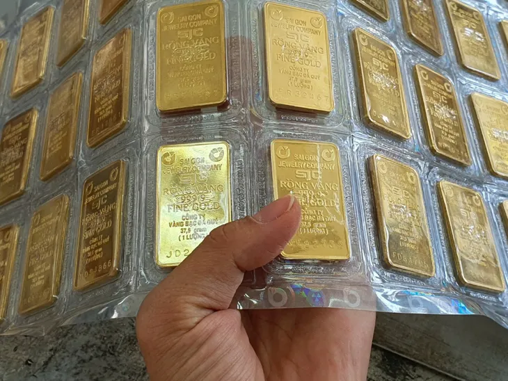 Nhà đầu tư không còn mặn mà với vàng? - Ảnh 1. Nhà đầu tư không còn mặn mà với vàng? - Ảnh 1.