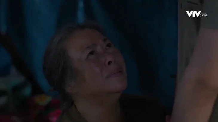 Cuộc đời vẫn đẹp sao - Tập 27: Bà Lục đột ngột qua đời sau khi nhặt được phong bì tiền - Ảnh 11. Cuộc đời vẫn đẹp sao - Tập 27: Bà Lục đột ngột qua đời sau khi nhặt được phong bì tiền - Ảnh 11.