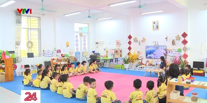 Nỗi lo con đầu cấp của công nhân Hà Nội - Ảnh 4. Nỗi lo con đầu cấp của công nhân Hà Nội - Ảnh 4.
