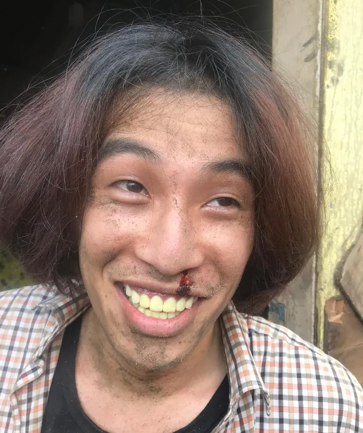 Vẻ đời thường của em trai “trời đánh” trong Cuộc đời vẫn đẹp sao - Ảnh 1. Vẻ đời thường của em trai “trời đánh” trong Cuộc đời vẫn đẹp sao - Ảnh 1.