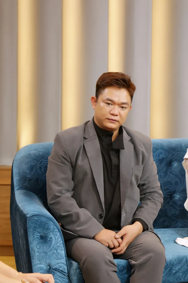 Mảnh ghép hoàn hảo: Nhạc sĩ Ai chung tình được mãi từng phải bán cá ngoài đường - Ảnh 2. Mảnh ghép hoàn hảo: Nhạc sĩ Ai chung tình được mãi từng phải bán cá ngoài đường - Ảnh 2.