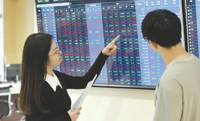 “Sell in May and go away”: Cơ hội tiềm ẩn trong tháng 5? - Ảnh 1. “Sell in May and go away”: Cơ hội tiềm ẩn trong tháng 5? - Ảnh 1.