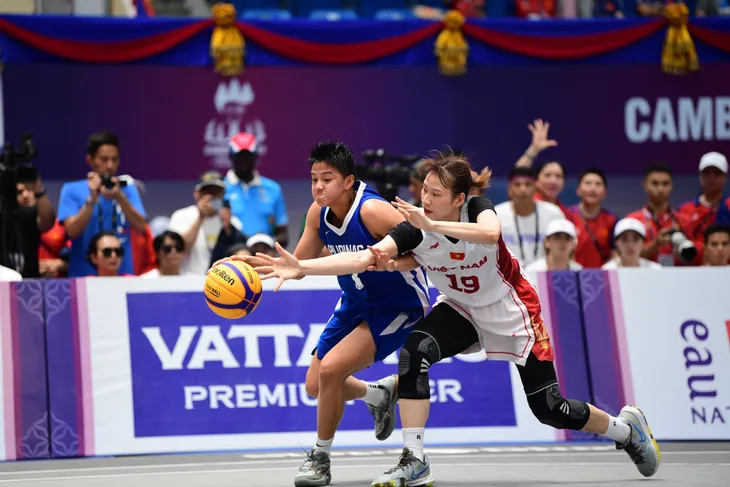 Bóng rổ Việt Nam giành tấm HCV lịch sử tại SEA Games - Ảnh 5. Bóng rổ Việt Nam giành tấm HCV lịch sử tại SEA Games - Ảnh 5.