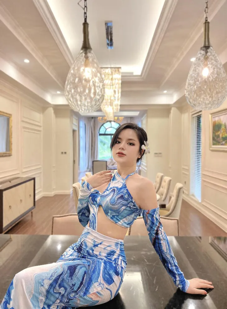 Bạn gái Thạch Cuộc đời vẫn đẹp sao khi năng động, lúc gợi cảm - Ảnh 26. Bạn gái Thạch Cuộc đời vẫn đẹp sao khi năng động, lúc gợi cảm - Ảnh 26.