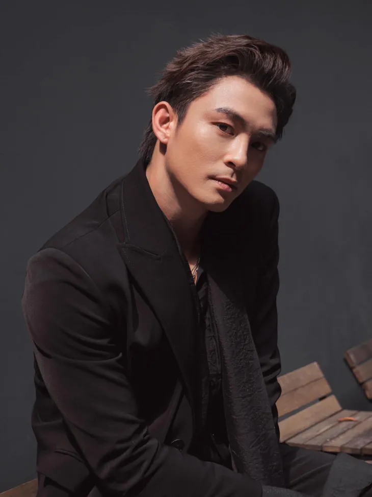 Diện mạo nam chính hot boy mới toanh gia nhập vũ trụ phim VFC - Ảnh 9. Diện mạo nam chính hot boy mới toanh gia nhập vũ trụ phim VFC - Ảnh 9.