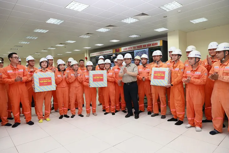Sản xuất điện đảm bảo an toàn, hiệu quả, liên tục - Ảnh 2. Sản xuất điện đảm bảo an toàn, hiệu quả, liên tục - Ảnh 2.