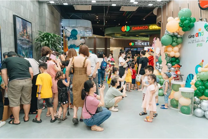Hệ thống Mẹ bầu và Em bé An Ú tổ chức ngày hội Cùng An Ú vui Tết thiếu nhi - Ảnh 1. Hệ thống Mẹ bầu và Em bé An Ú tổ chức ngày hội Cùng An Ú vui Tết thiếu nhi - Ảnh 1.