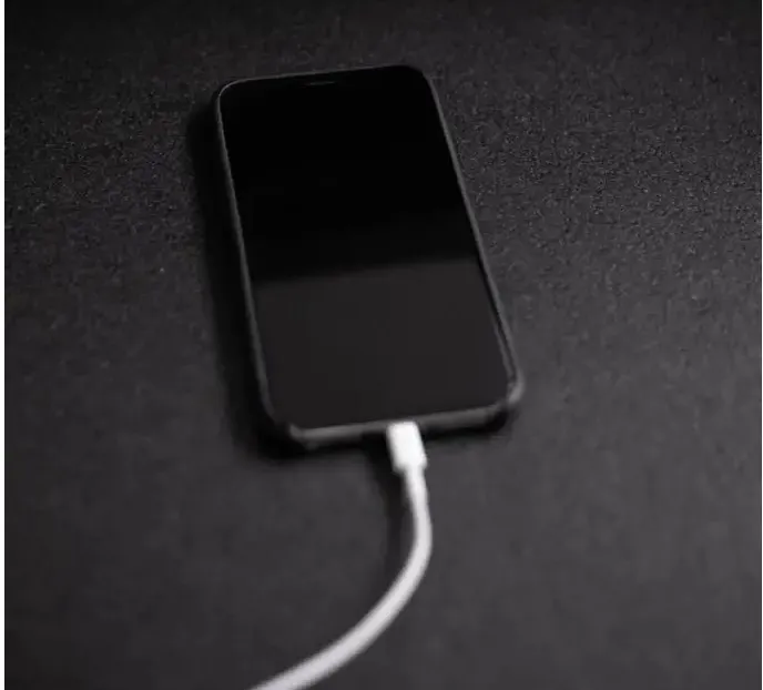 Cách kiểm tra chu kỳ sạc pin của iPhone - Ảnh 1. Cách kiểm tra chu kỳ sạc pin của iPhone - Ảnh 1.