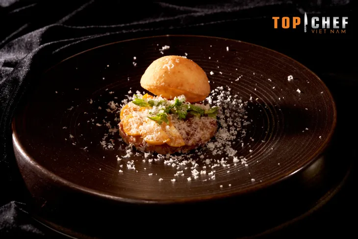 Top Chef Việt Nam - Tập 1: 3 món ăn đường phố được Giám khảo 1 sao Michelin chọn - Ảnh 4. Top Chef Việt Nam - Tập 1: 3 món ăn đường phố được Giám khảo 1 sao Michelin chọn - Ảnh 4.