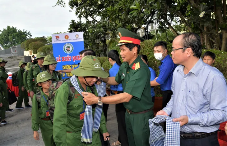Trang bị và phát triển kỹ năng xã hội cho thanh thiếu nhi trong dịp hè - Ảnh 2. Trang bị và phát triển kỹ năng xã hội cho thanh thiếu nhi trong dịp hè - Ảnh 2.
