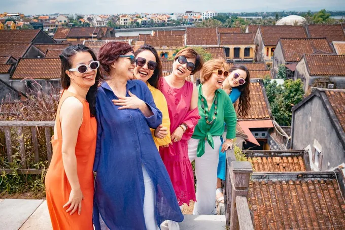 Như Trang Chuyện nhà Mộc: Chồng chiều, hay cà phê với Ngọc Huyền, Tú Oanh - Ảnh 4. Như Trang Chuyện nhà Mộc: Chồng chiều, hay cà phê với Ngọc Huyền, Tú Oanh - Ảnh 4.