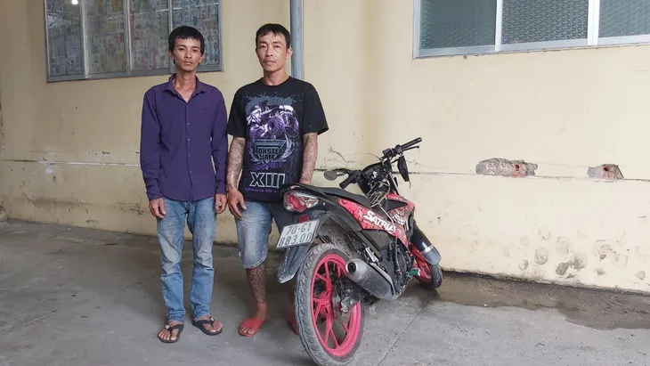 Bắt nhóm đối tượng gây ra nhiều vụ cướp giật và trộm cắp tài sản - Ảnh 2. Bắt nhóm đối tượng gây ra nhiều vụ cướp giật và trộm cắp tài sản - Ảnh 2.