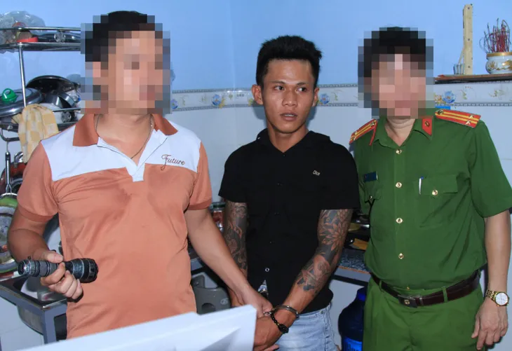 Bình Phước: Bắt giữ đối tượng tàng trữ gần 5.000 viên thuốc lắc - Ảnh 1. Bình Phước: Bắt giữ đối tượng tàng trữ gần 5.000 viên thuốc lắc - Ảnh 1.