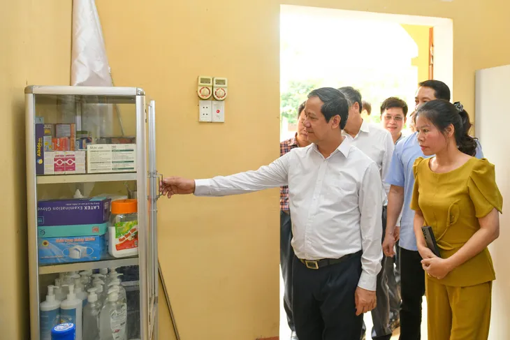 Giáo dục Nam Định nỗ lực để giữ vững vị trí hàng đầu về chất lượng - Ảnh 4. Giáo dục Nam Định nỗ lực để giữ vững vị trí hàng đầu về chất lượng - Ảnh 4.