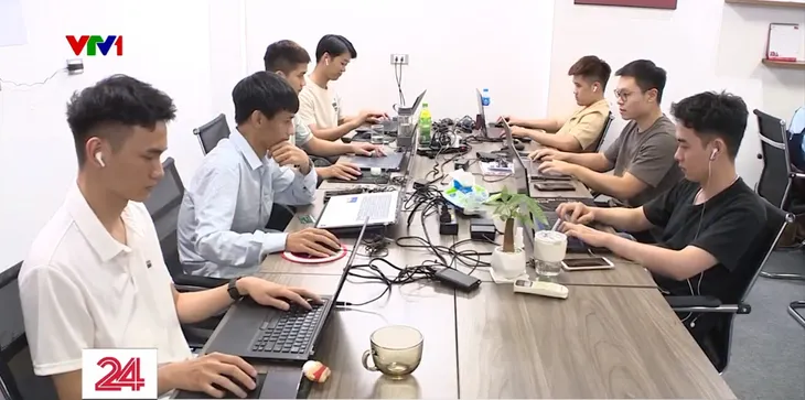 Nhân sự trẻ áp lực vì tuyển dụng có xu hướng chọn người có kinh nghiệm - Ảnh 3.