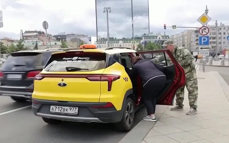 Lỗi hệ thống định vị gây xáo trộn tại Moscow - Ảnh 1. Lỗi hệ thống định vị gây xáo trộn tại Moscow - Ảnh 1.