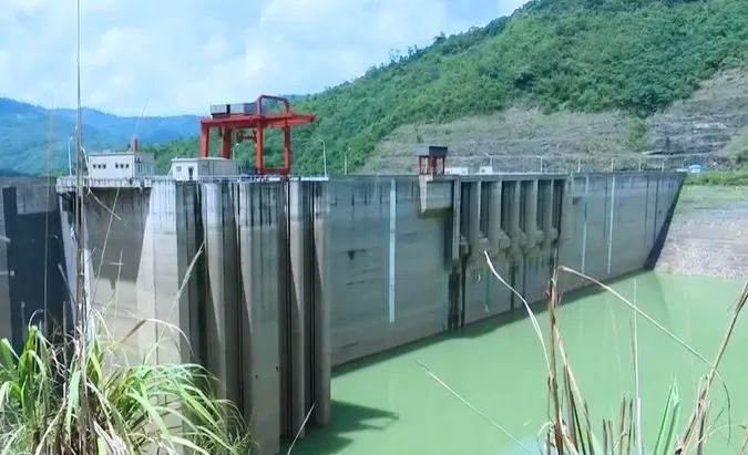 Miền Trung ứng phó sớm với El Nino và nắng hạn - Ảnh 1. Miền Trung ứng phó sớm với El Nino và nắng hạn - Ảnh 1.