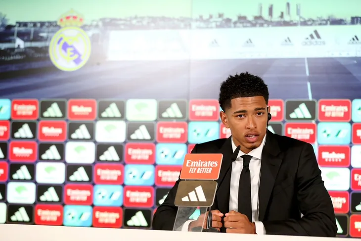 Jude Bellingham chính thức ra mắt Real Madrid - Ảnh 2. Jude Bellingham chính thức ra mắt Real Madrid - Ảnh 2.