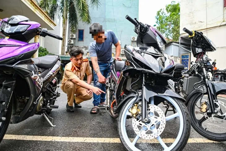 Đua xe trái phép, nhóm “báo xe Bắc Giang” bị triệu tập - Ảnh 1. Đua xe trái phép, nhóm “báo xe Bắc Giang” bị triệu tập - Ảnh 1.