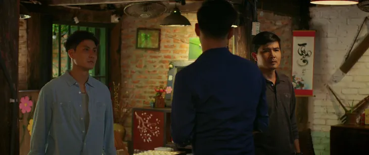 Gia đình mình vui bất thình lình - Tập 30: Phương vỡ òa hạnh phúc vì có bầu, cả nhà vui lây - Ảnh 4. Gia đình mình vui bất thình lình - Tập 30: Phương vỡ òa hạnh phúc vì có bầu, cả nhà vui lây - Ảnh 4.