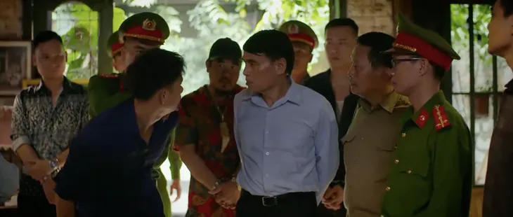 Gia đình mình vui bất thình lình - Tập 30: Phương vỡ òa hạnh phúc vì có bầu, cả nhà vui lây - Ảnh 6. Gia đình mình vui bất thình lình - Tập 30: Phương vỡ òa hạnh phúc vì có bầu, cả nhà vui lây - Ảnh 6.