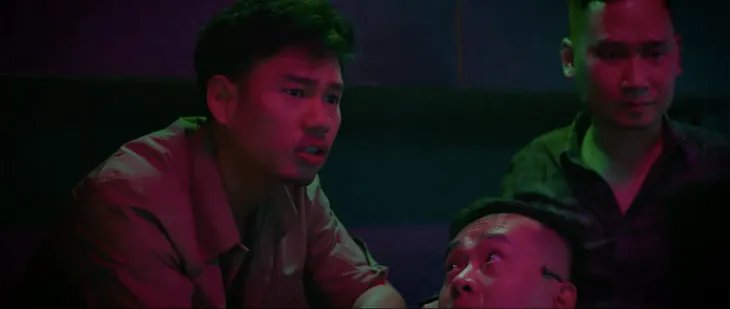 Gia đình mình vui bất thình lình - Tập 30: Phương vỡ òa hạnh phúc vì có bầu, cả nhà vui lây - Ảnh 7. Gia đình mình vui bất thình lình - Tập 30: Phương vỡ òa hạnh phúc vì có bầu, cả nhà vui lây - Ảnh 7.
