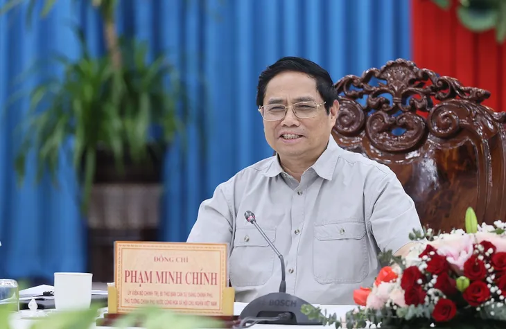 Thủ tướng: An Giang cần huy động mọi nguồn lực phát triển hạ tầng để phát triển kinh tế biên mậu - Ảnh 2. Thủ tướng: An Giang cần huy động mọi nguồn lực phát triển hạ tầng để phát triển kinh tế biên mậu - Ảnh 2.