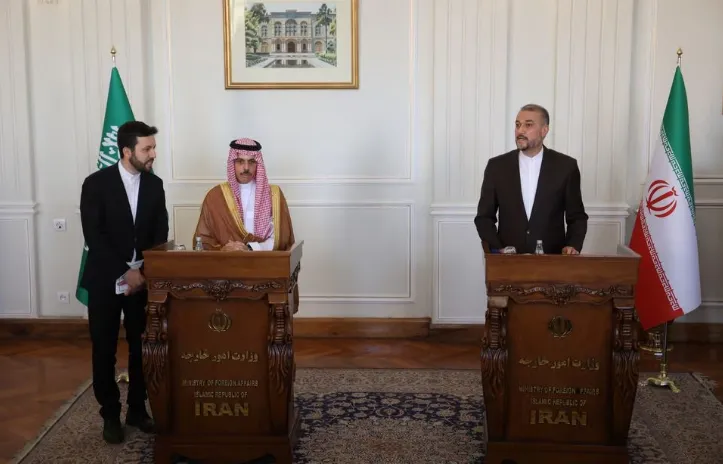 Ngoại trưởng Saudi Arabia thăm Iran, khôi phục quan hệ sau 7 năm “đóng băng” - Ảnh 1. Ngoại trưởng Saudi Arabia thăm Iran, khôi phục quan hệ sau 7 năm “đóng băng” - Ảnh 1.