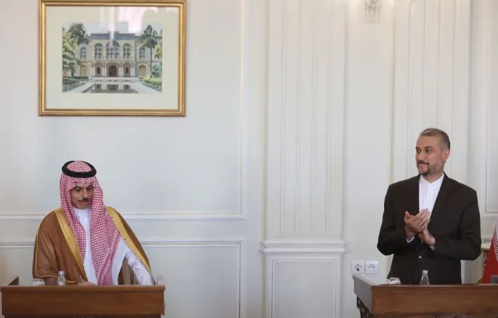 Ngoại trưởng Saudi Arabia thăm Iran, khôi phục quan hệ sau 7 năm “đóng băng” - Ảnh 3. Ngoại trưởng Saudi Arabia thăm Iran, khôi phục quan hệ sau 7 năm “đóng băng” - Ảnh 3.