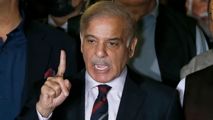 Pakistan bắt giữ 12 nghi phạm buôn người sau thảm họa chìm tàu di cư ở Hy Lạp - Ảnh 1. Pakistan bắt giữ 12 nghi phạm buôn người sau thảm họa chìm tàu di cư ở Hy Lạp - Ảnh 1.