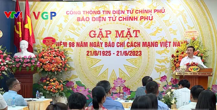 Lãnh đạo Đảng, Nhà nước thăm, chúc mừng các cơ quan báo chí - Ảnh 4. Lãnh đạo Đảng, Nhà nước thăm, chúc mừng các cơ quan báo chí - Ảnh 4.