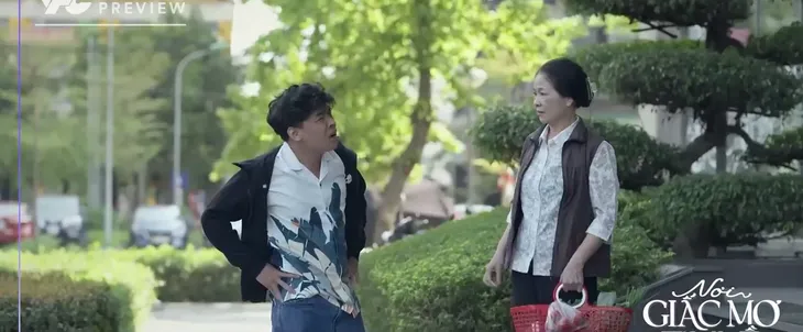 Nơi giấc mơ tìm về - Tập 17: Con trai bà Lý xuất hiện, gây hại cho Phương? - Ảnh 1. Nơi giấc mơ tìm về - Tập 17: Con trai bà Lý xuất hiện, gây hại cho Phương? - Ảnh 1.