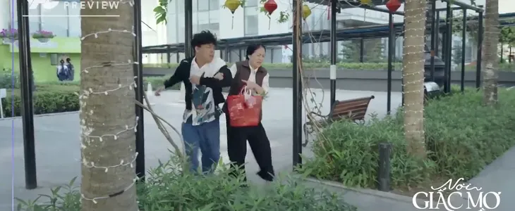 Nơi giấc mơ tìm về - Tập 17: Con trai bà Lý xuất hiện, gây hại cho Phương? - Ảnh 2. Nơi giấc mơ tìm về - Tập 17: Con trai bà Lý xuất hiện, gây hại cho Phương? - Ảnh 2.