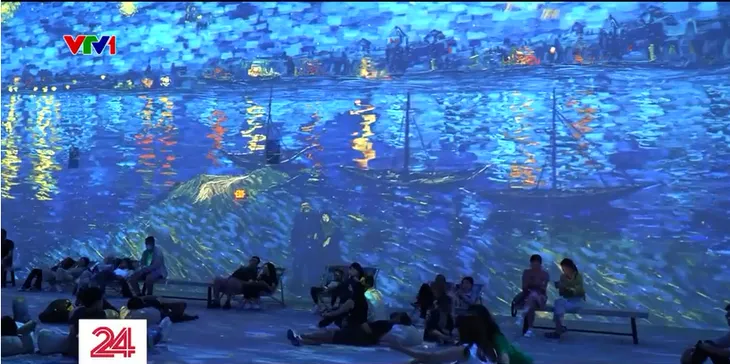 Trải nghiệm đa giác quan tại triển lãm nghệ thuật Van Gogh ở Singapore - Ảnh 4. Trải nghiệm đa giác quan tại triển lãm nghệ thuật Van Gogh ở Singapore - Ảnh 4.