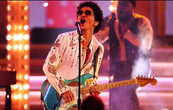 Concert của Bruno Mars tại Hàn Quốc bị chỉ trích vì ưu tiên người nổi tiếng - Ảnh 1. Concert của Bruno Mars tại Hàn Quốc bị chỉ trích vì ưu tiên người nổi tiếng - Ảnh 1.